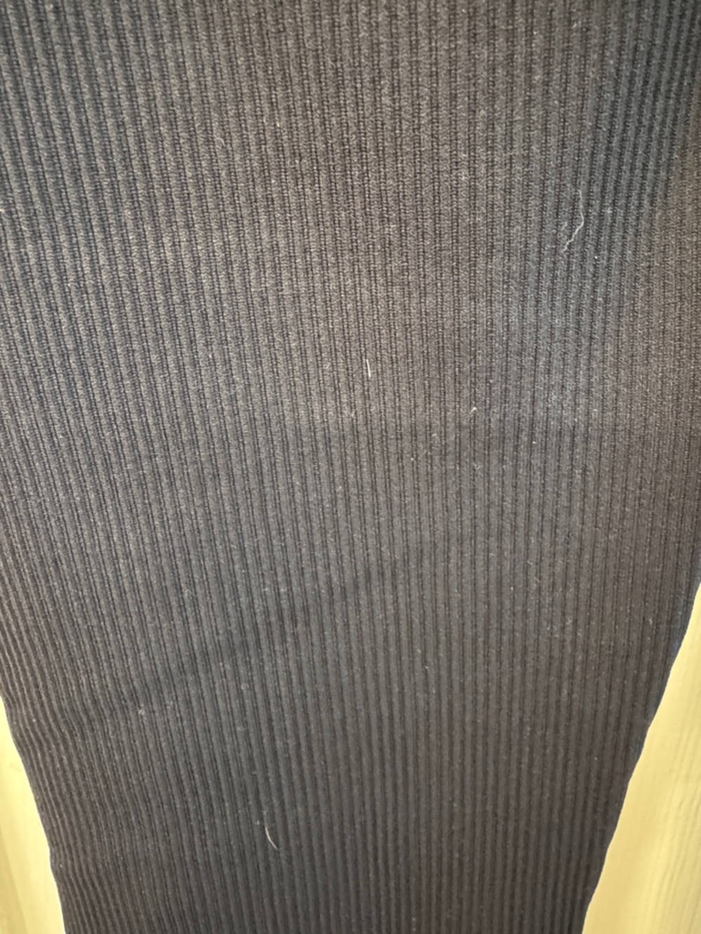 HALARA Black High-Rise Women’s Ribbed Leggings - Picture 4 of 7